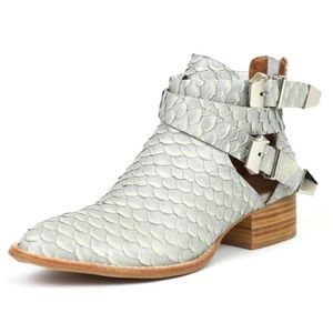 Jeffrey Campbell Everly Booties ✨